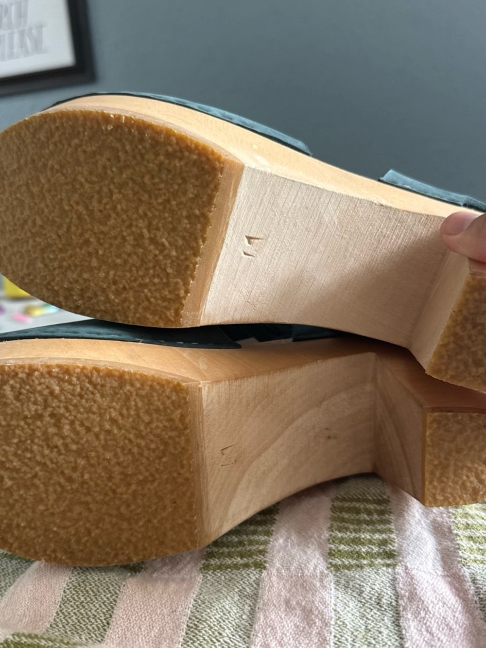 BRYR Emma Closed Toe High Heel in Spruce, size 11 - Picture 2 of 5